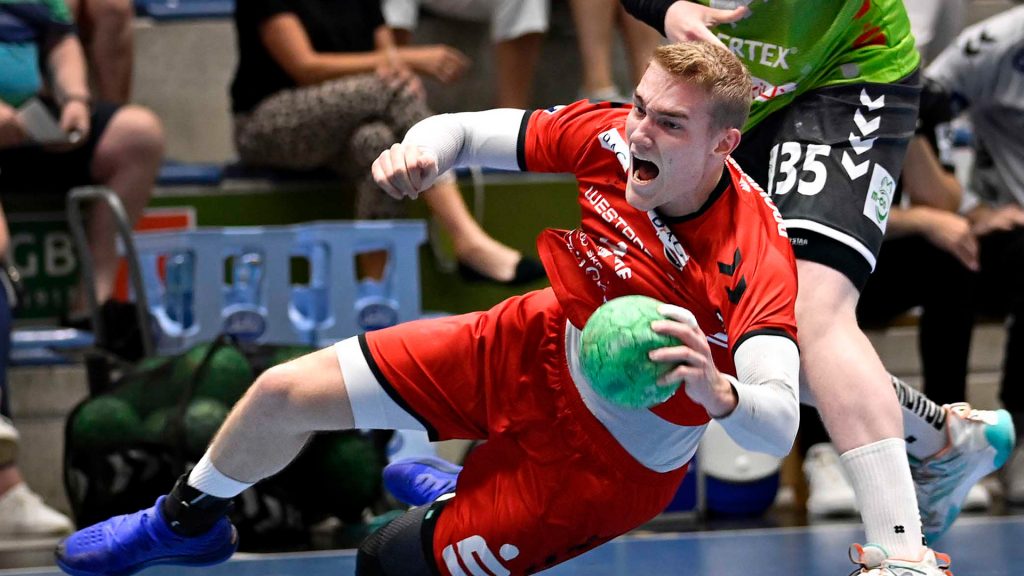 Zum Abschluss der Englischen Woche treten die Zweitligahandballer des ASV Hamm-Westfalen am Samstagabend bei den Eulen Ludwigshafen an. Für Julius Meyer-Siebert, der bis zum Ende von Leipzig nach Ludwigshafen ausgeliehen war, ist es ein Wiedersehen mit den Ex-Kollegen, für Kreisläufer Jonas Stüber ein Treffen mit Bruder Freddy.